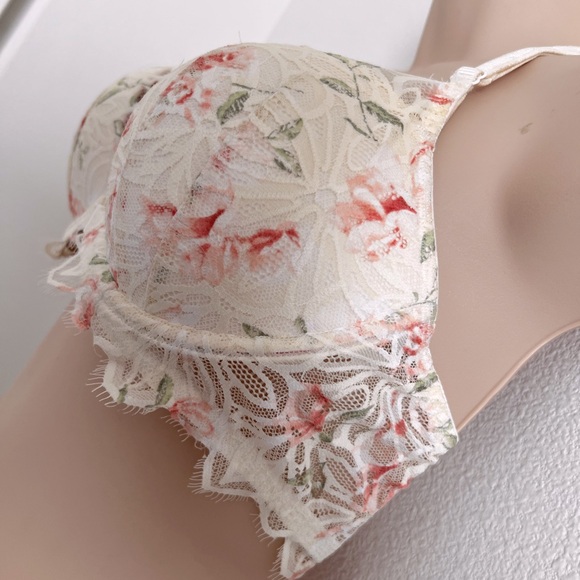 PINK by Victoria Secret Date Racerback Bra - Picture 2 of 4